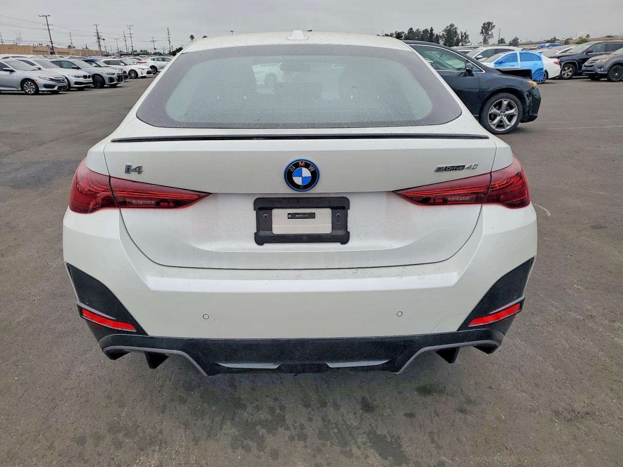 2025 BMW I4 Edrive 40 - Image 6