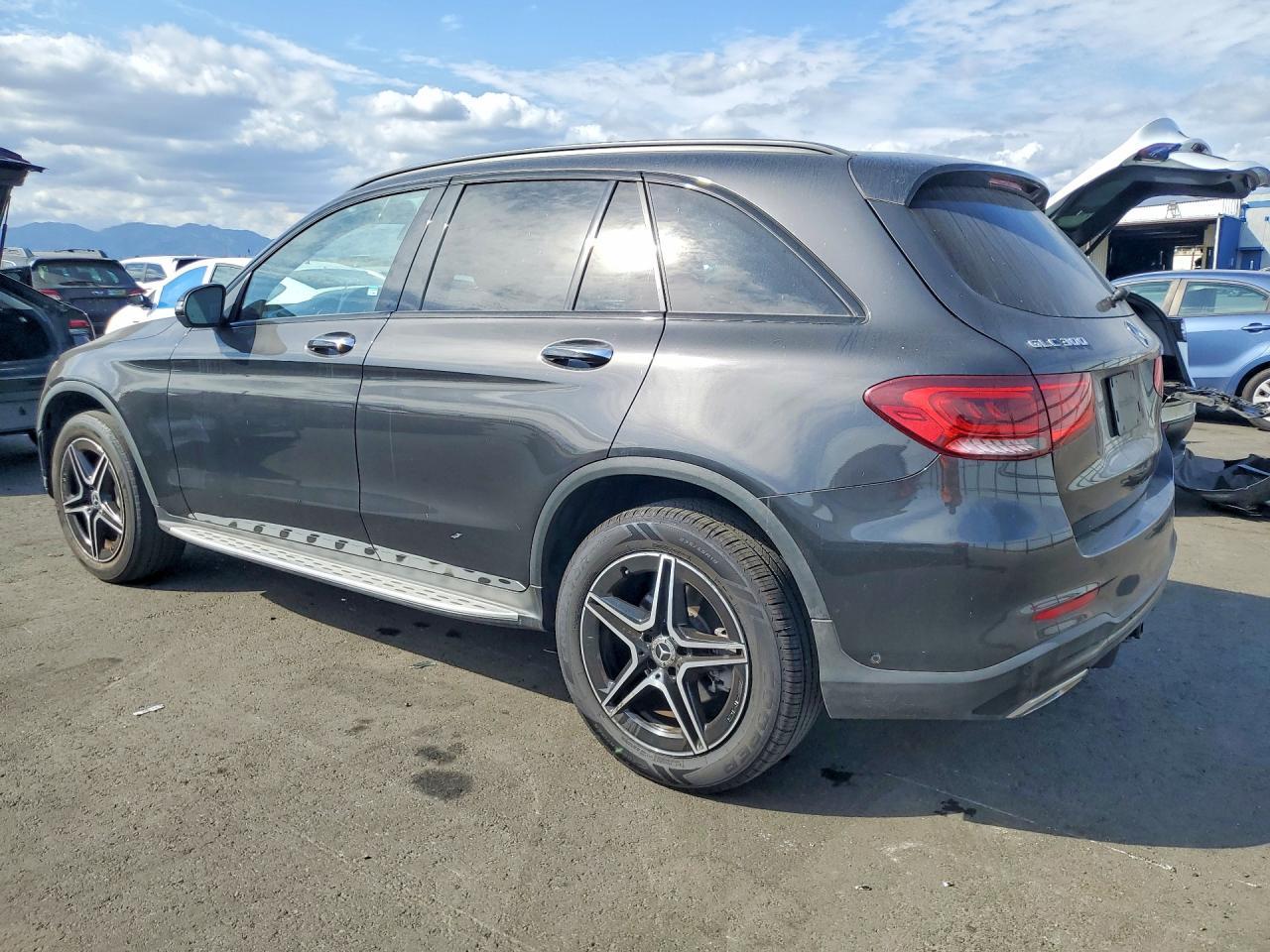 2022 Mercedes-Benz Glc 300 - Фото 2