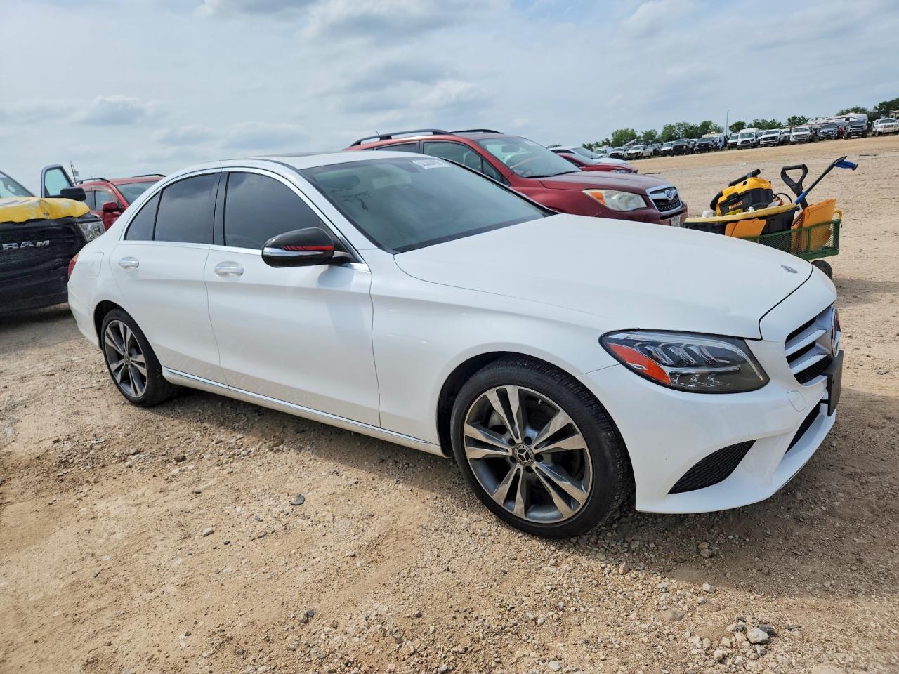 2019 Mercedes-Benz C 300 - Image 4