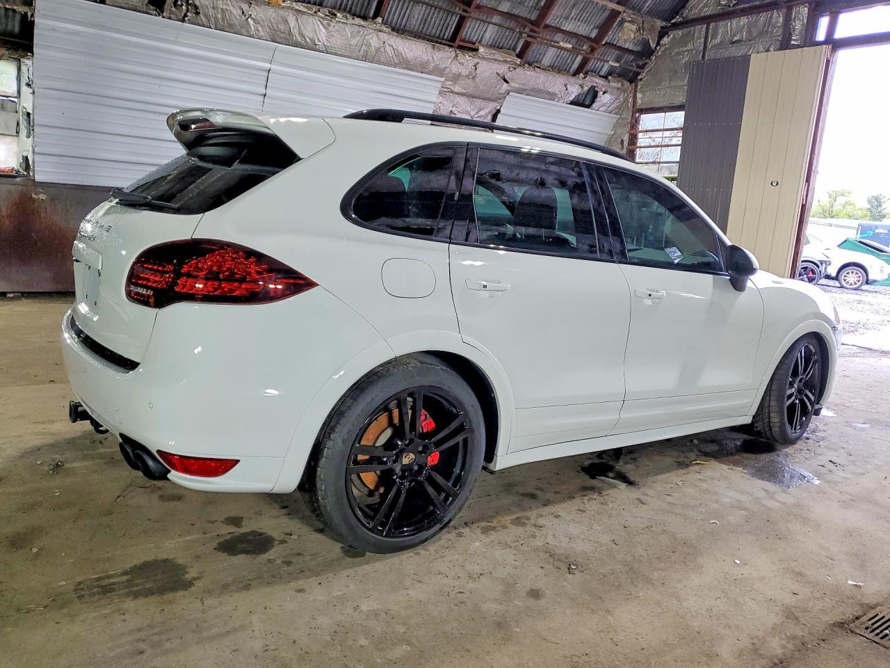 2013 Porsche Cayenne Gts - Фото 3