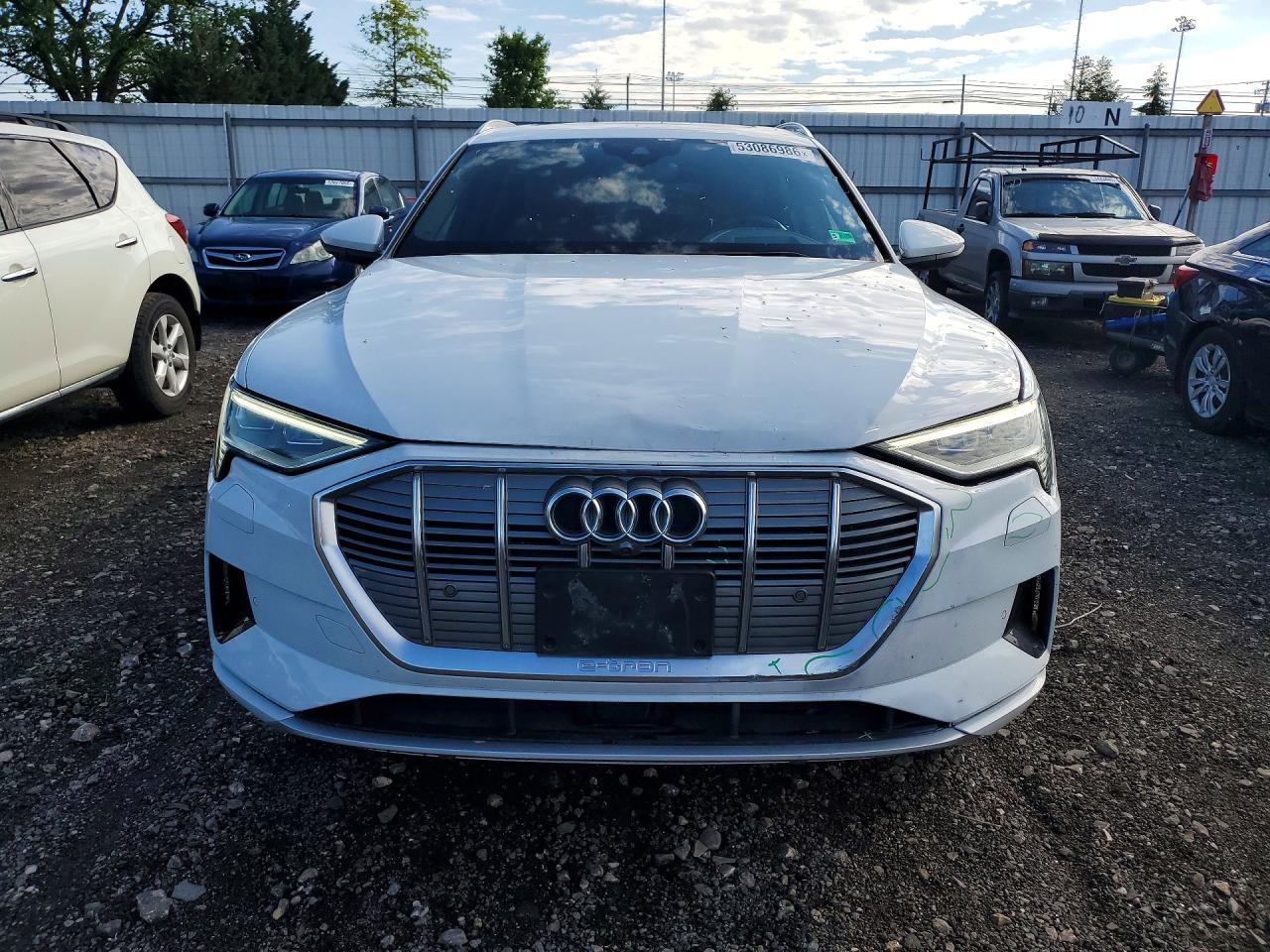 2019 Audi E-Tron Prestige - Image 5
