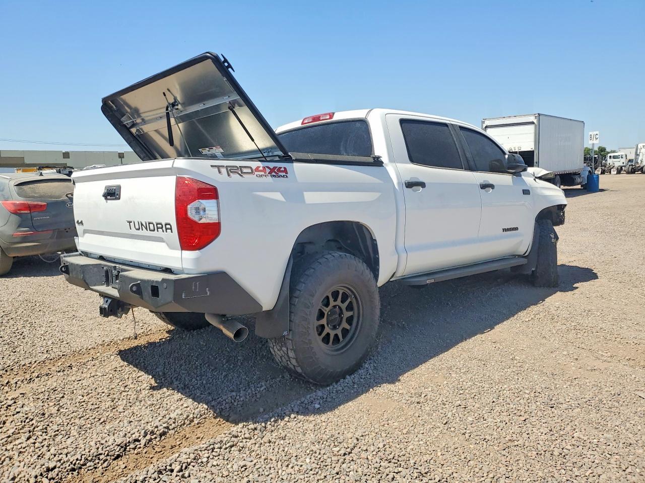 2019 Toyota Tundra Sr5 - Фото 3