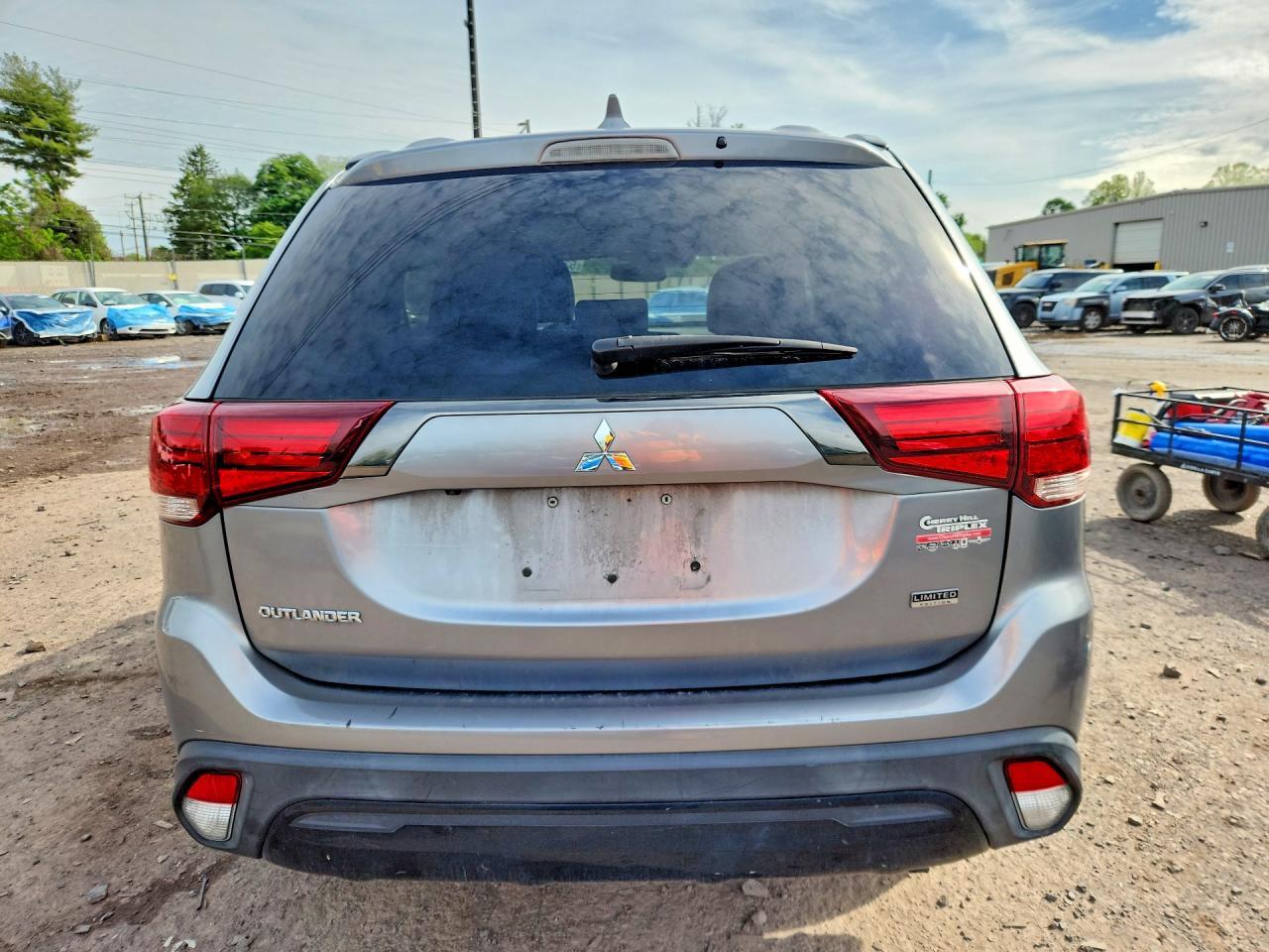 2020 Mitsubishi Outlander Se - Фото 6