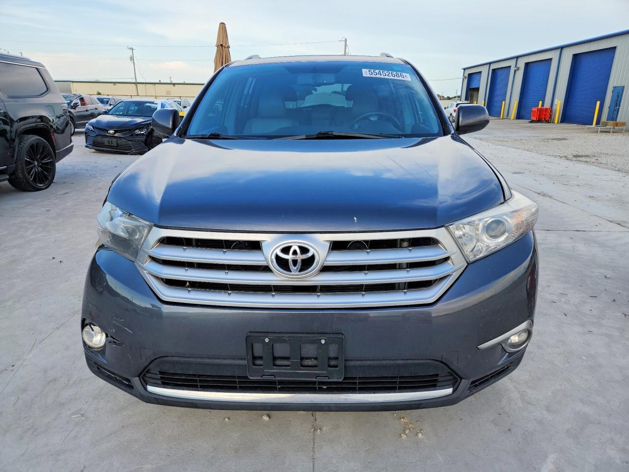 2012 Toyota Highlander Se - Image 5