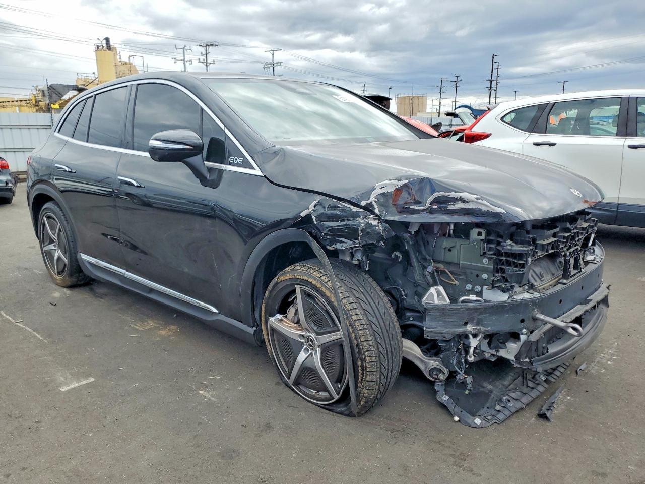 2023 Mercedes-Benz Eqe Suv 500 4Matic - Image 4