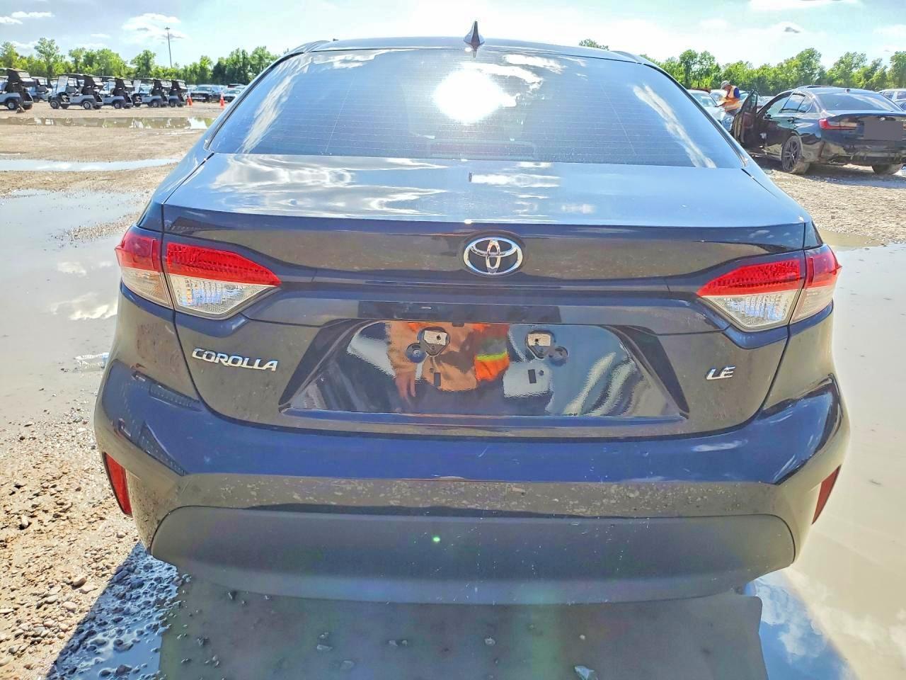 2024 Toyota Corolla Le - Image 6