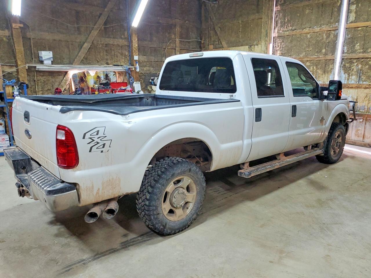 2013 Ford F350 Super Duty - Фото 3