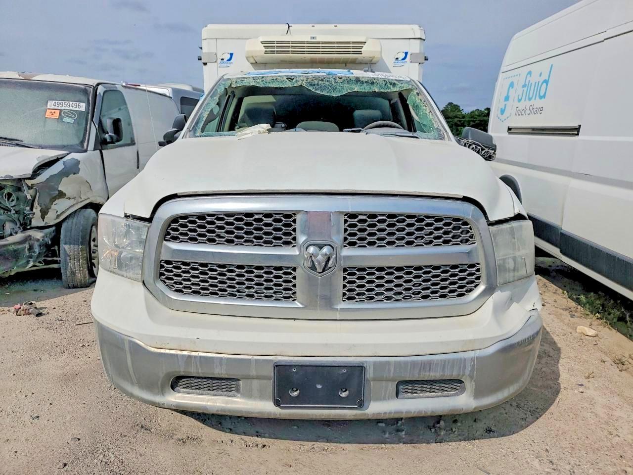 2022 Ram 1500 Refrigerated Box Truck - Фото 5