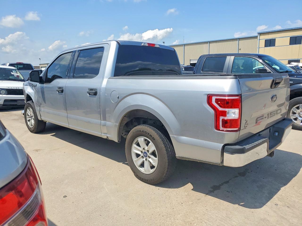2020 Ford F150 - Фото 2