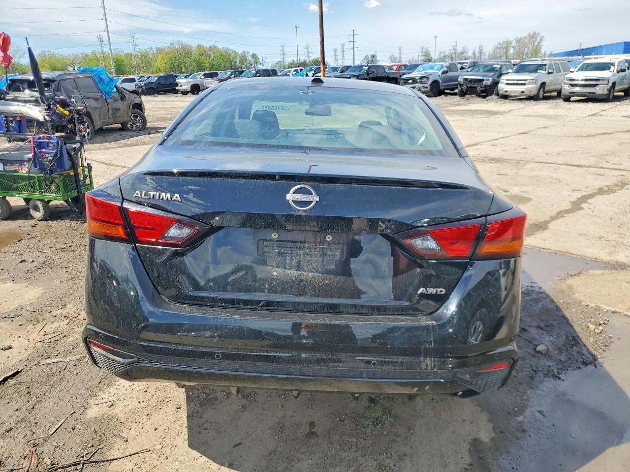 2025 Nissan Altima Sv - Image 6