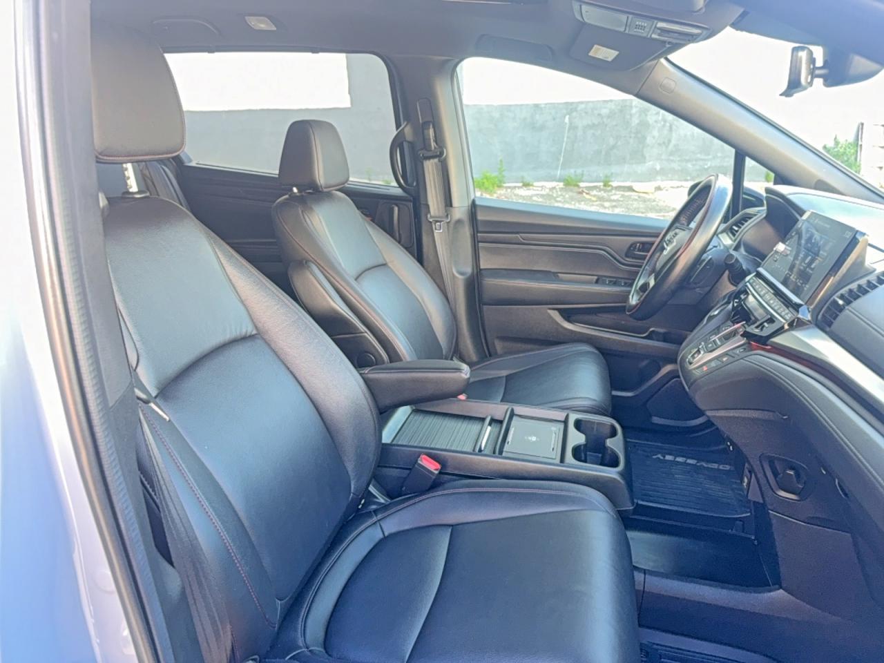 2025 Honda Odyssey Sport-L - Фото 5