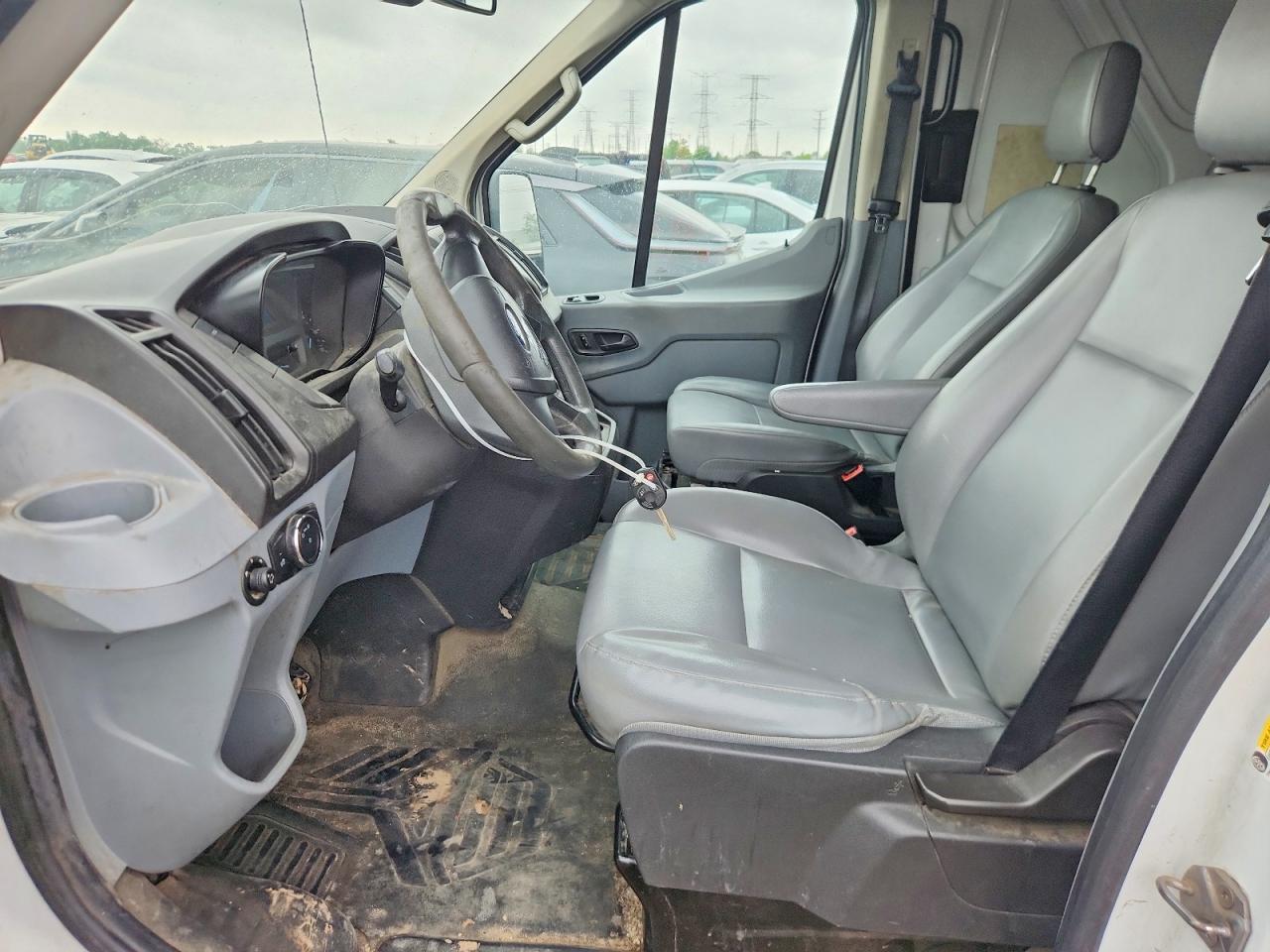 2015 Ford Transit T-150 - Image 7