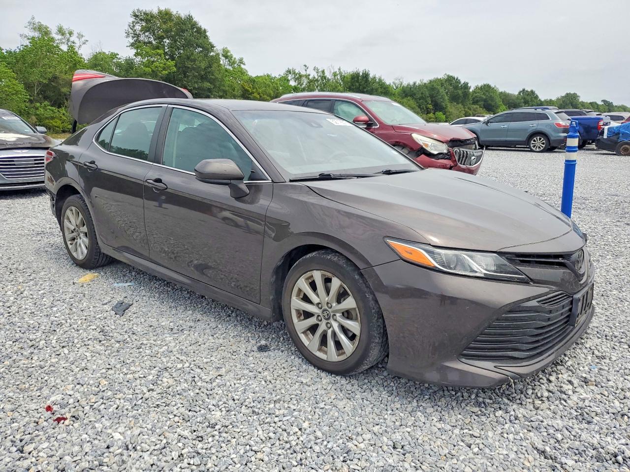 2018 Toyota Camry Le - Фото 4