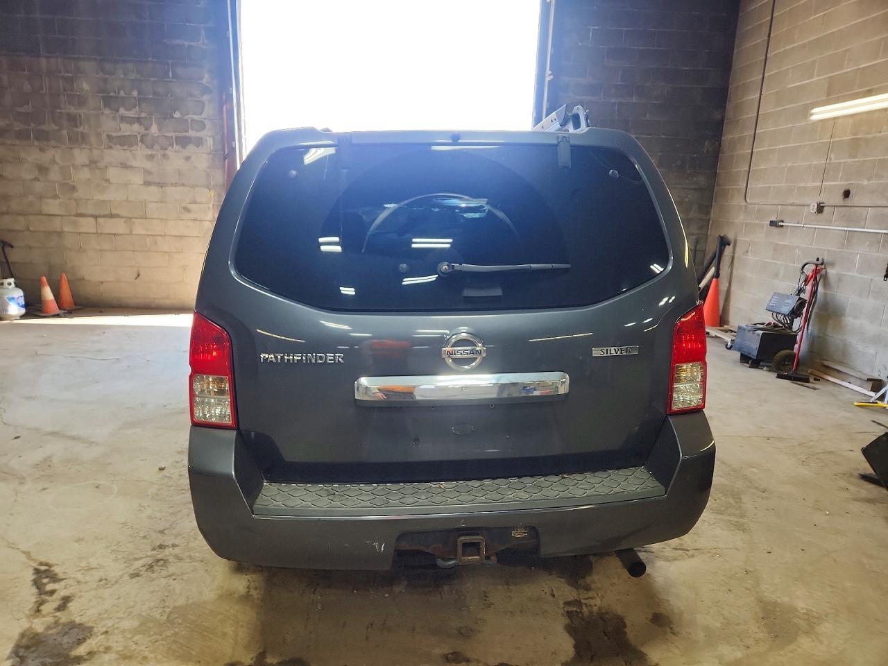 2012 Nissan Pathfinder S - Фото 6