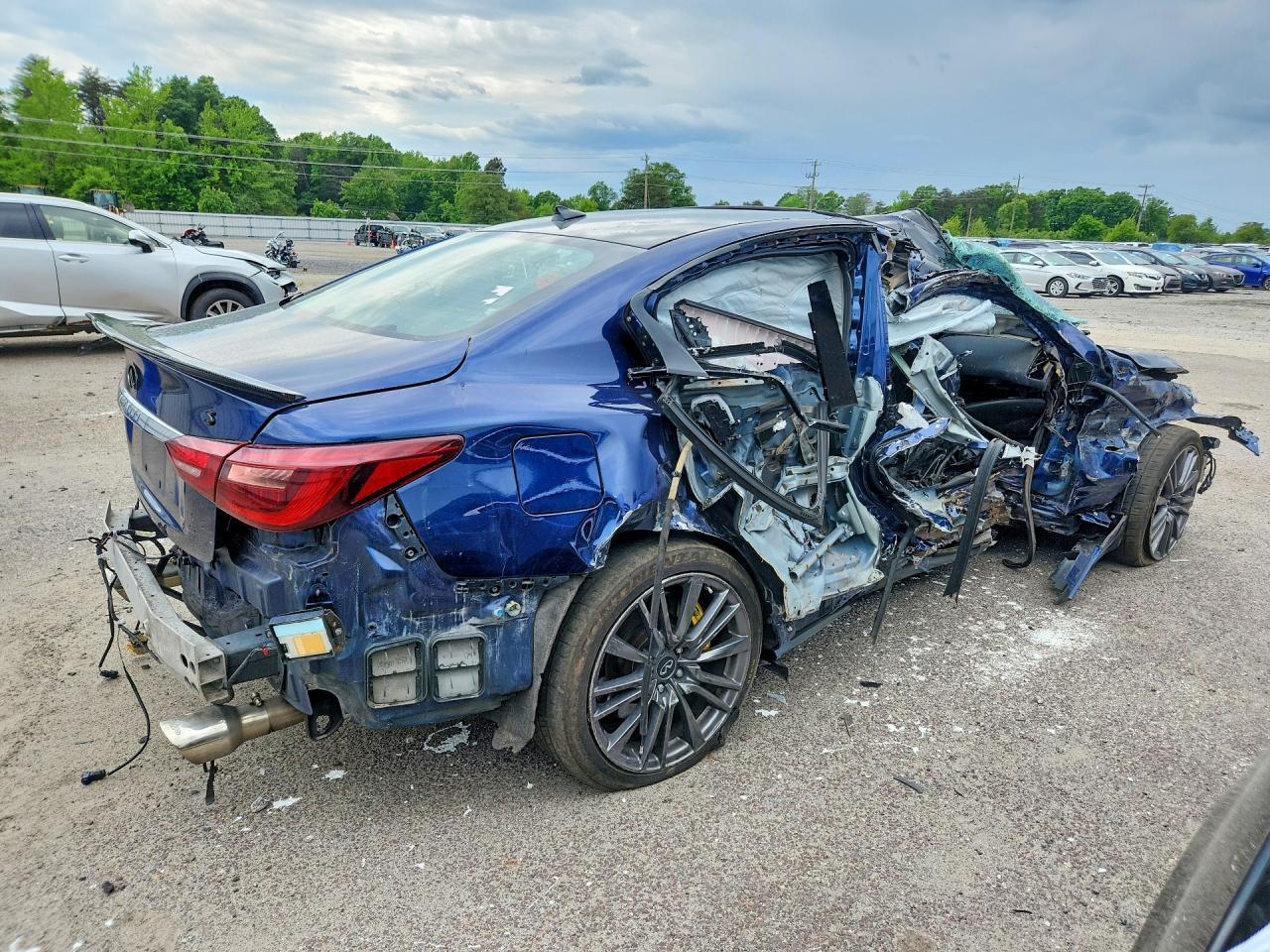 2016 Infiniti Q50 Red Sport 400 - Фото 3