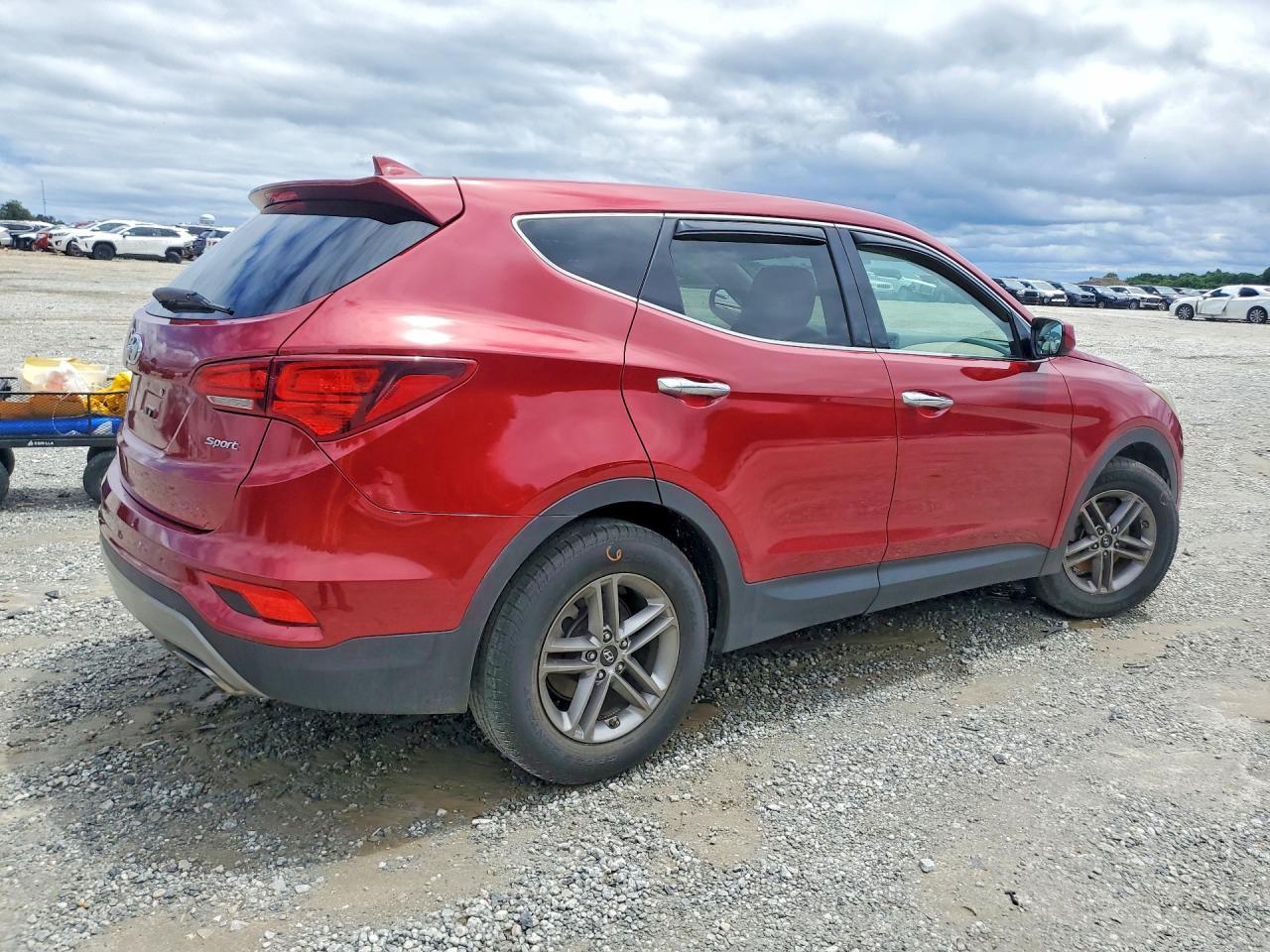 2017 Hyundai Santa Fe Sport 2.4L - Image 3