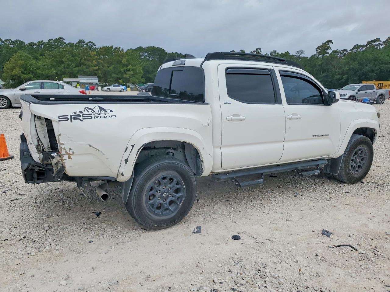 2020 Toyota Tacoma Sr5 V6 - Фото 3