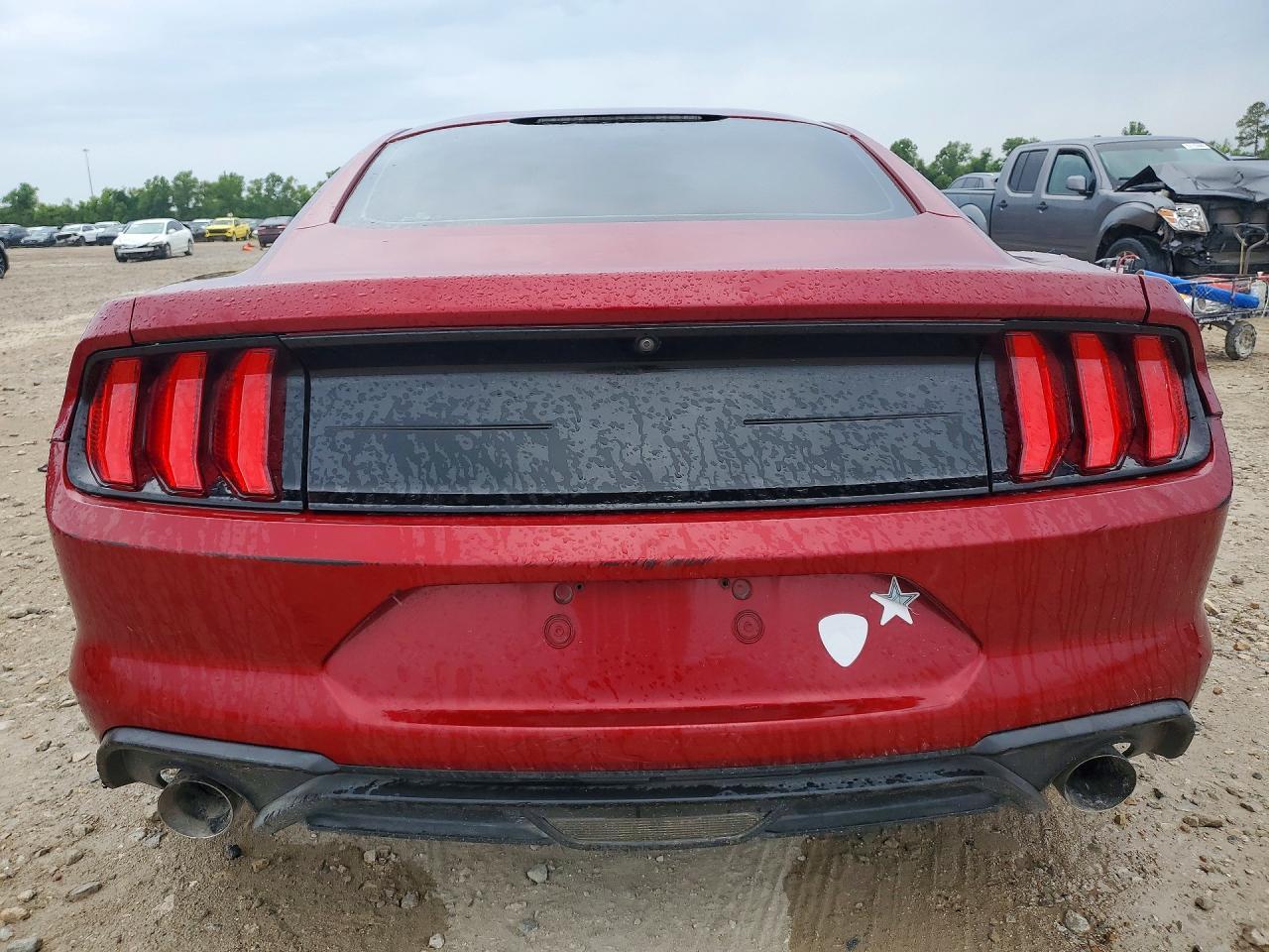 2018 Ford Mustang - Image 6