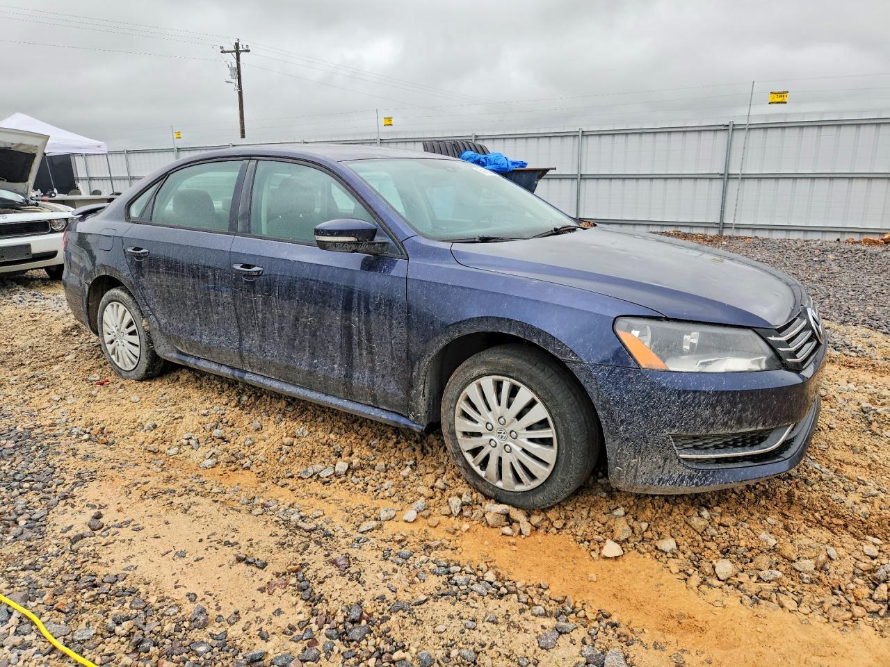 2014 Volkswagen Passat S - Фото 4
