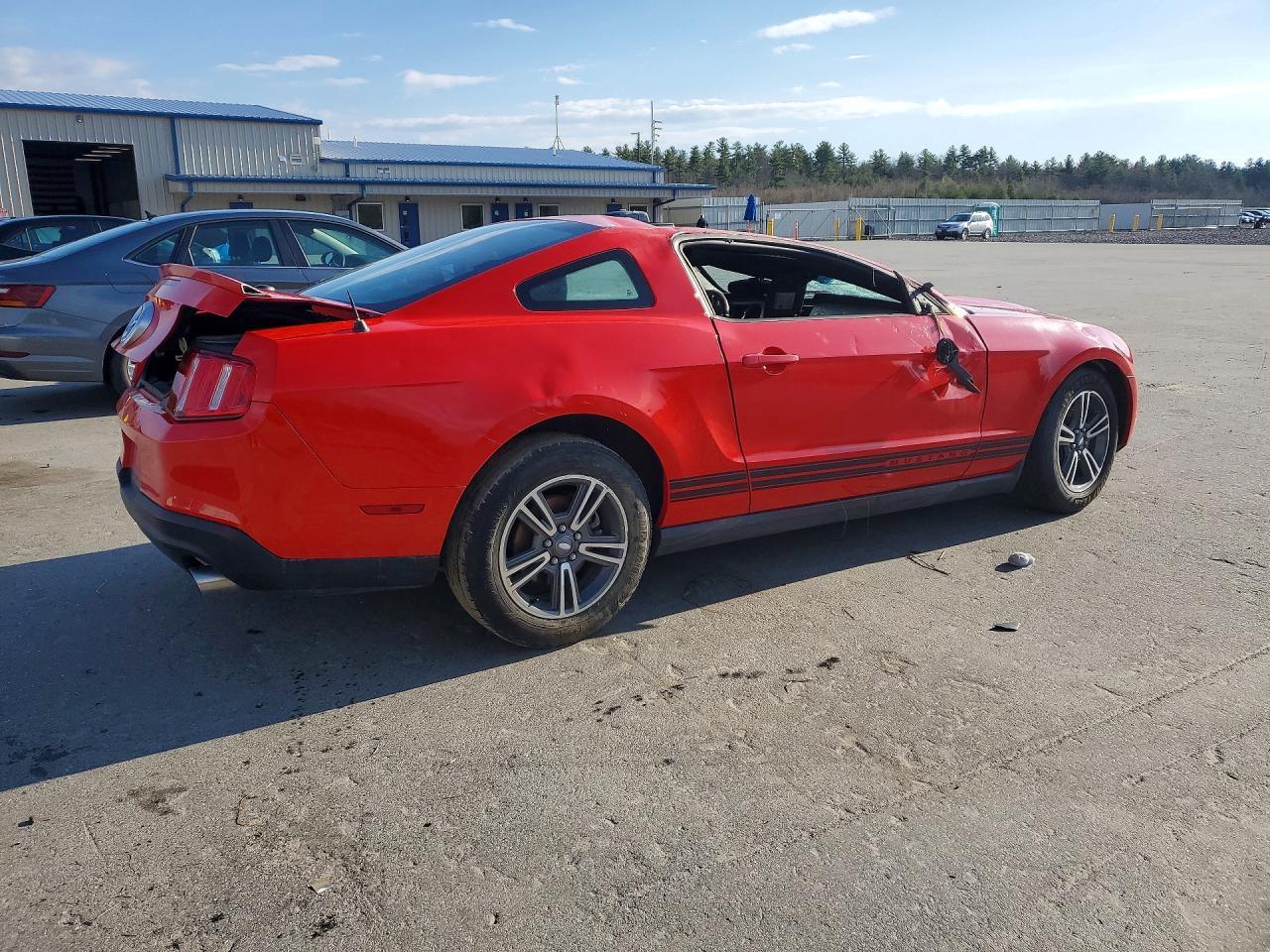 2011 Ford Mustang - Image 3