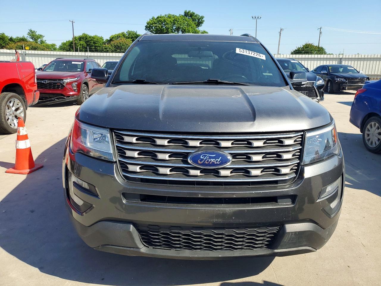 2017 Ford Explorer Xlt - Фото 5