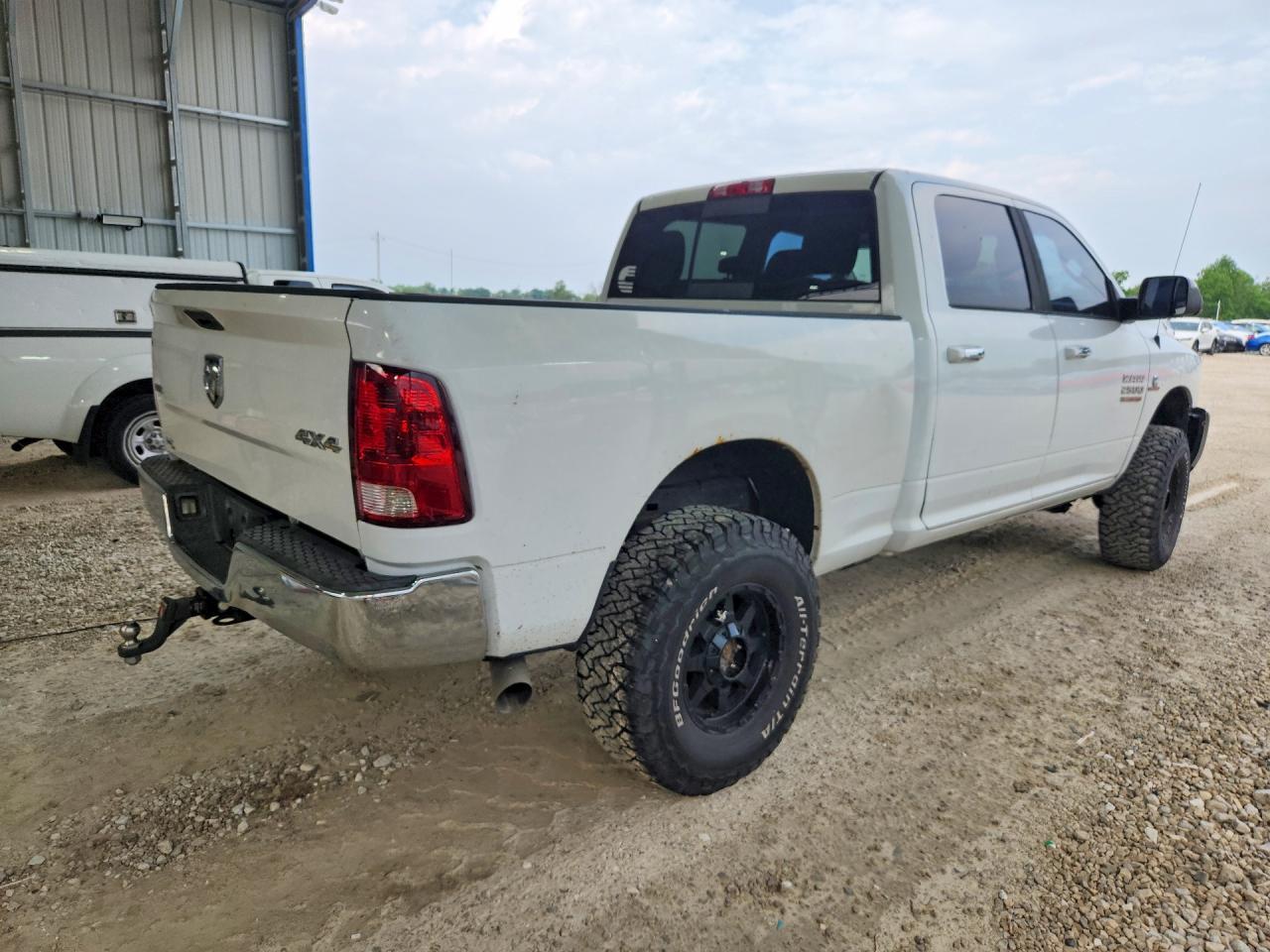 2016 Ram 2500 Slt - Image 3