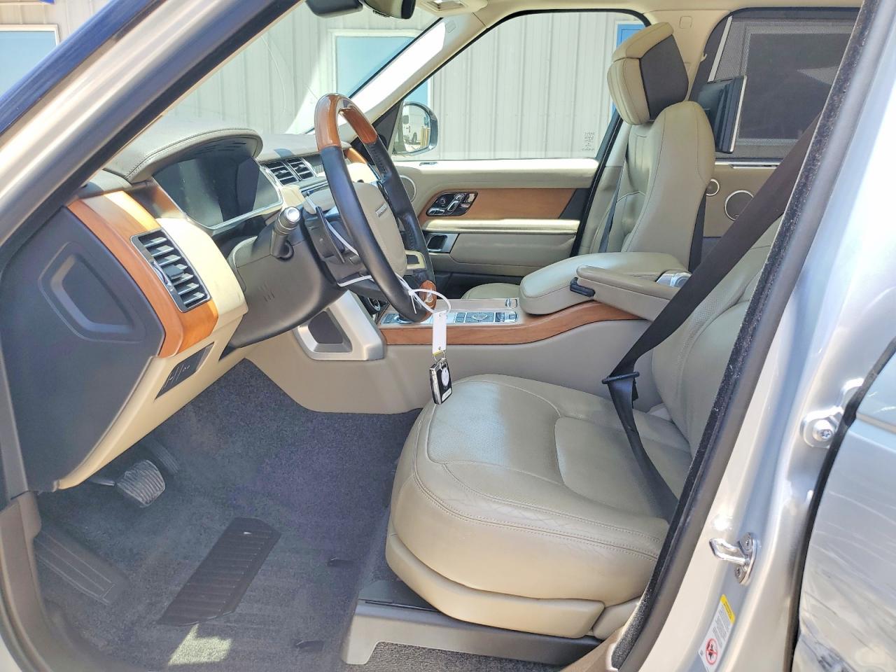 2020 Land Rover Range Rover P525 Hse - Image 7