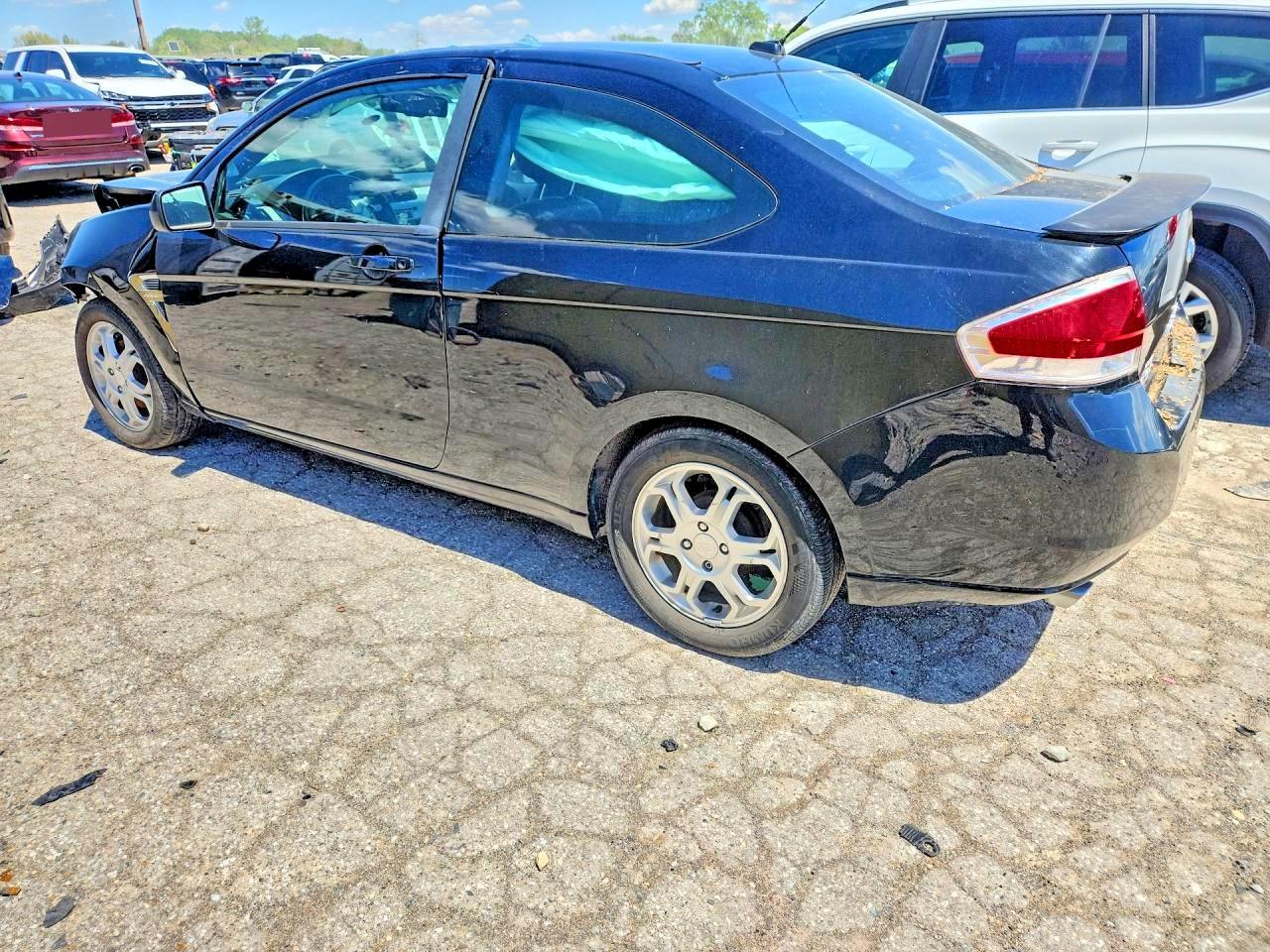 2008 Ford Focus Se - Фото 2