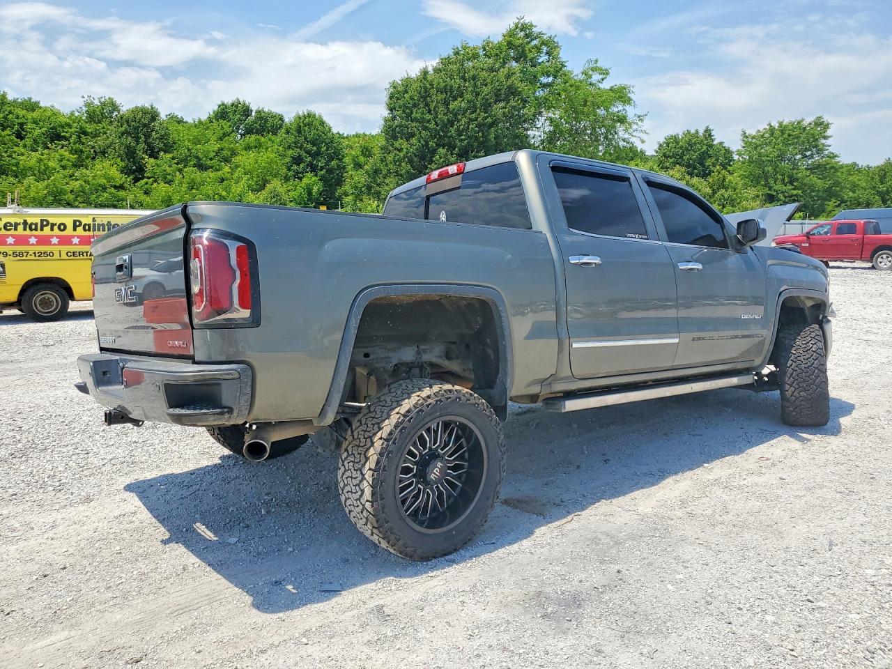 2018 GMC Sierra K1500 Denali - Image 3