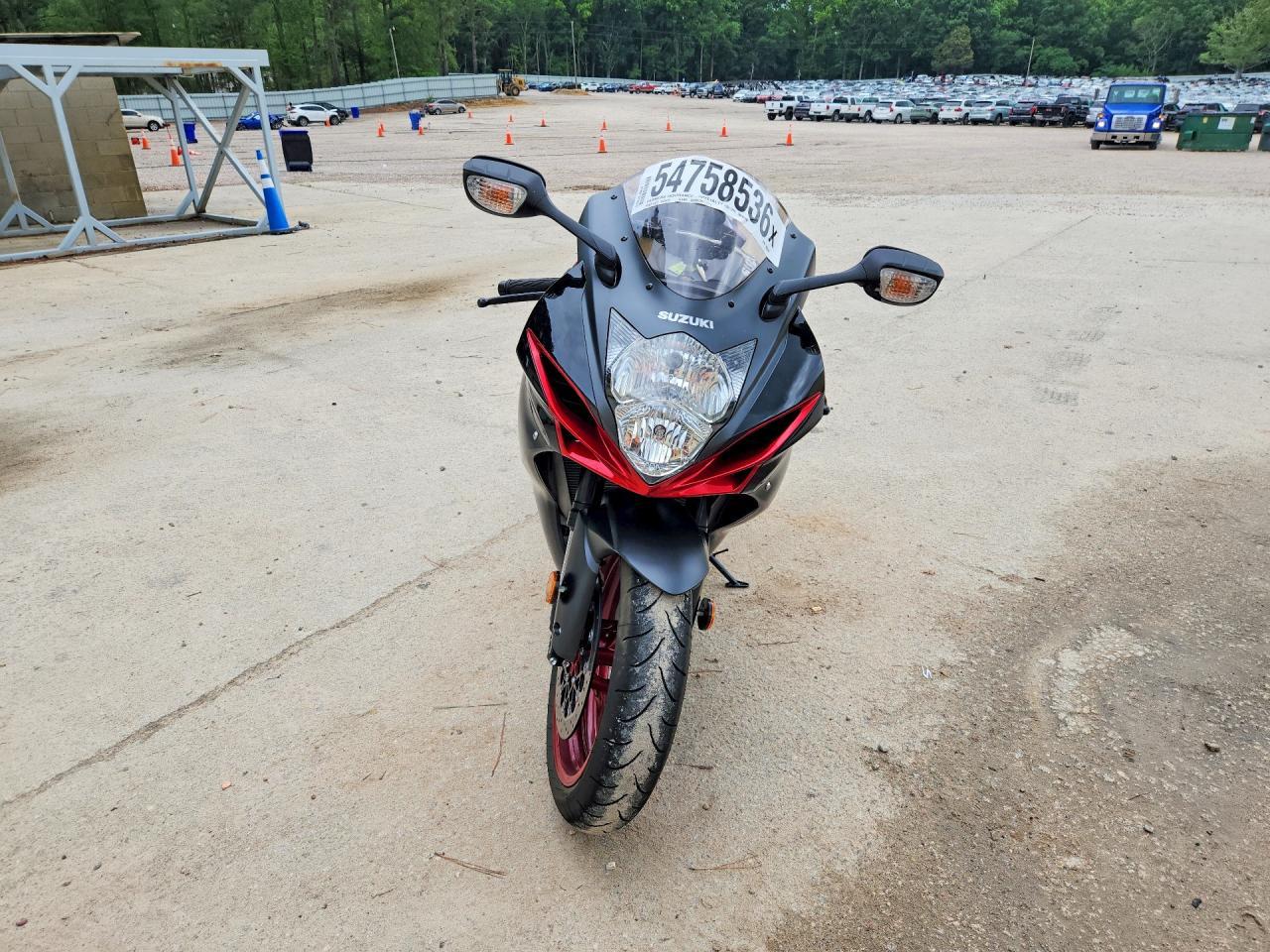 2026 Suzuki Gsx-R600 - Image 2