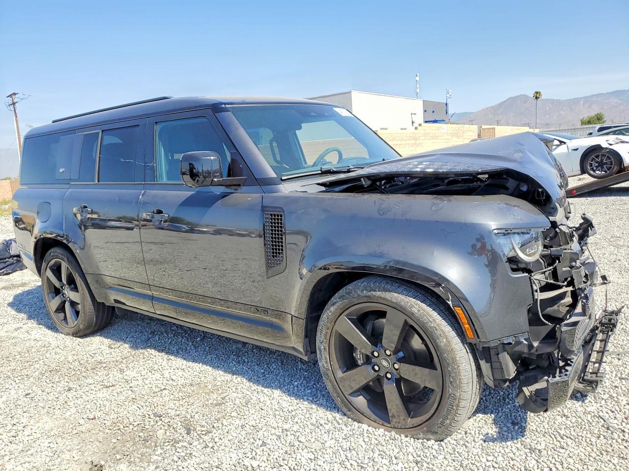 2024 Land Rover Defender 130 - Фото 4