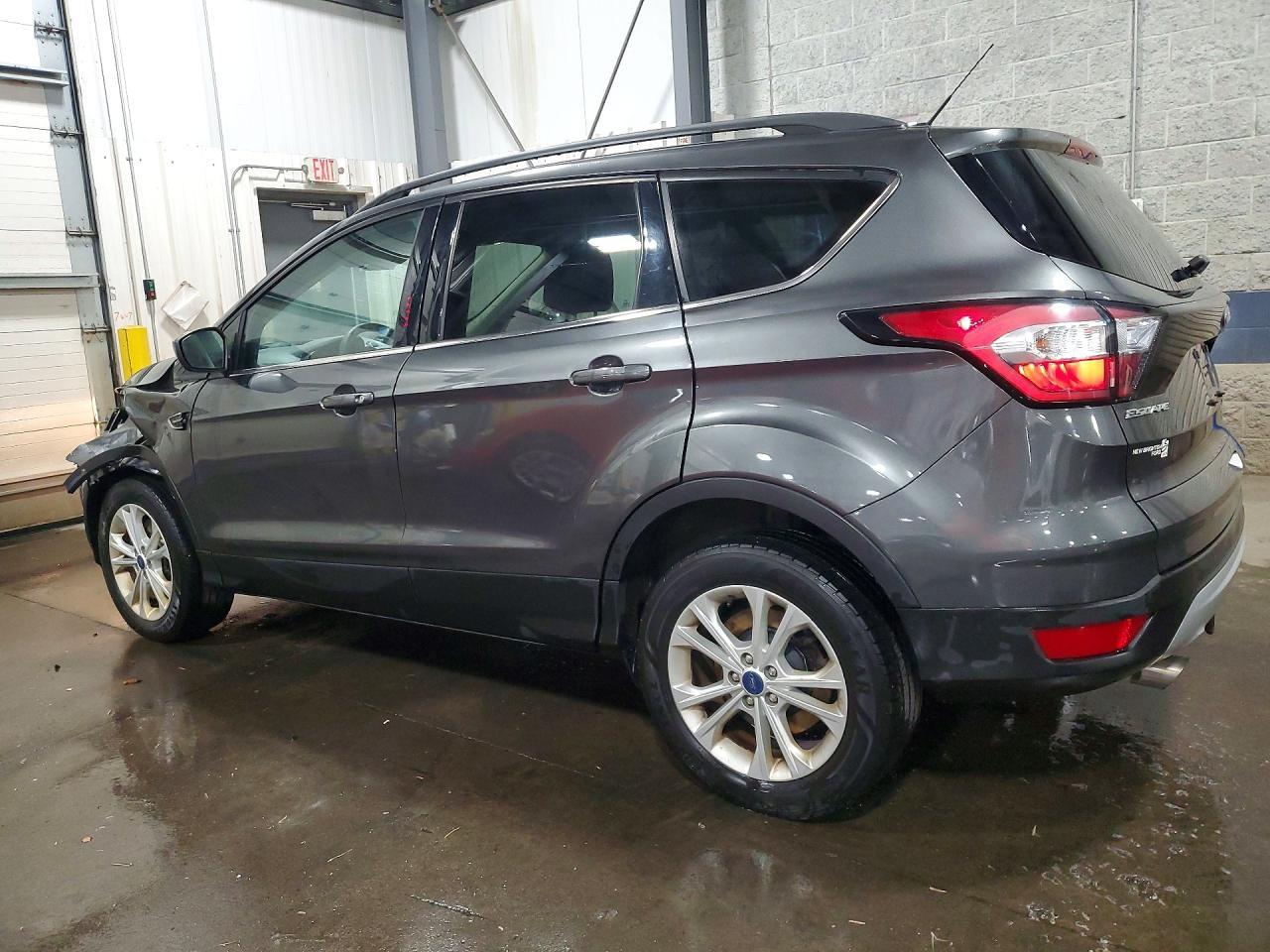 2017 Ford Escape Se - Фото 2