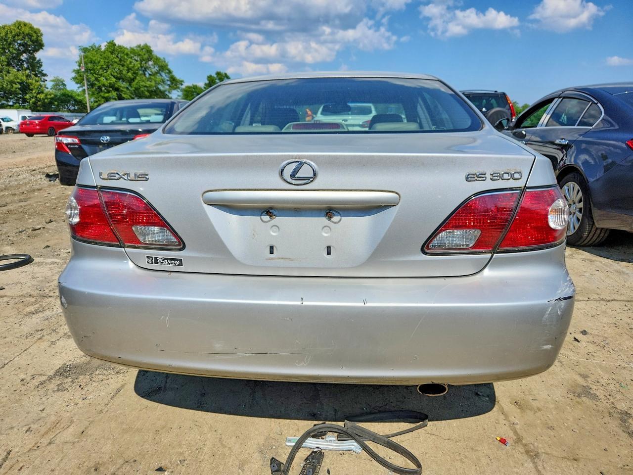 2003 Lexus Es 300 - Image 6
