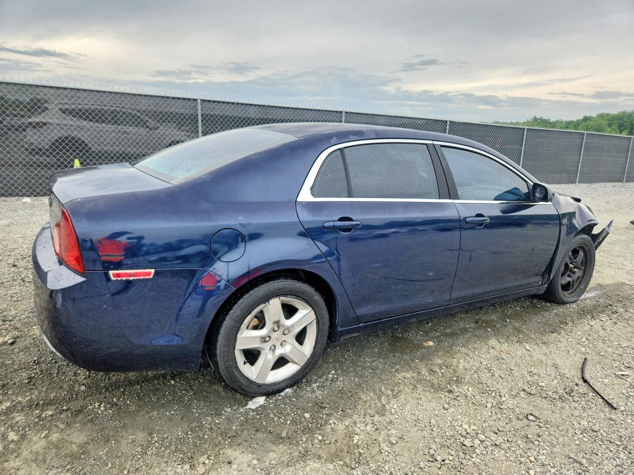 2009 Chevrolet Malibu Ls - Фото 3