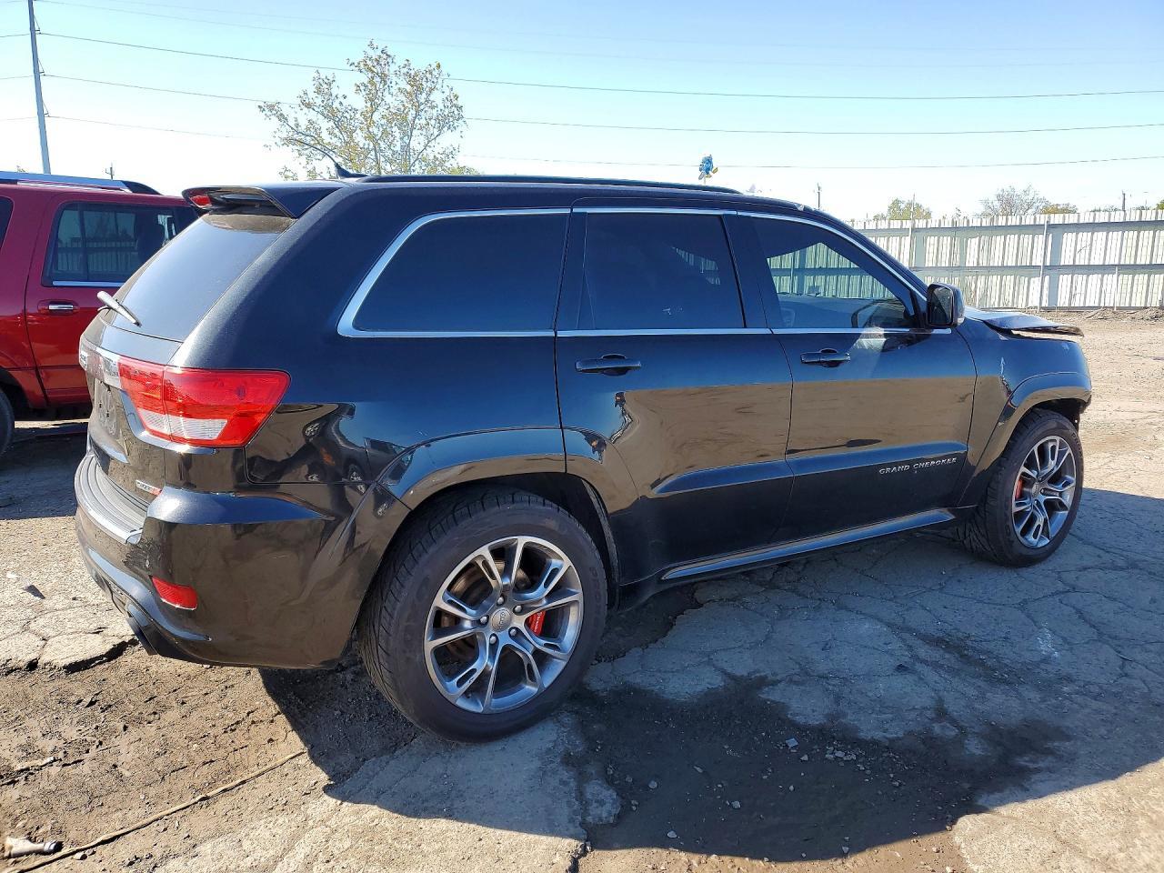 2012 Jeep Grand Cherokee Srt-8 - Image 3