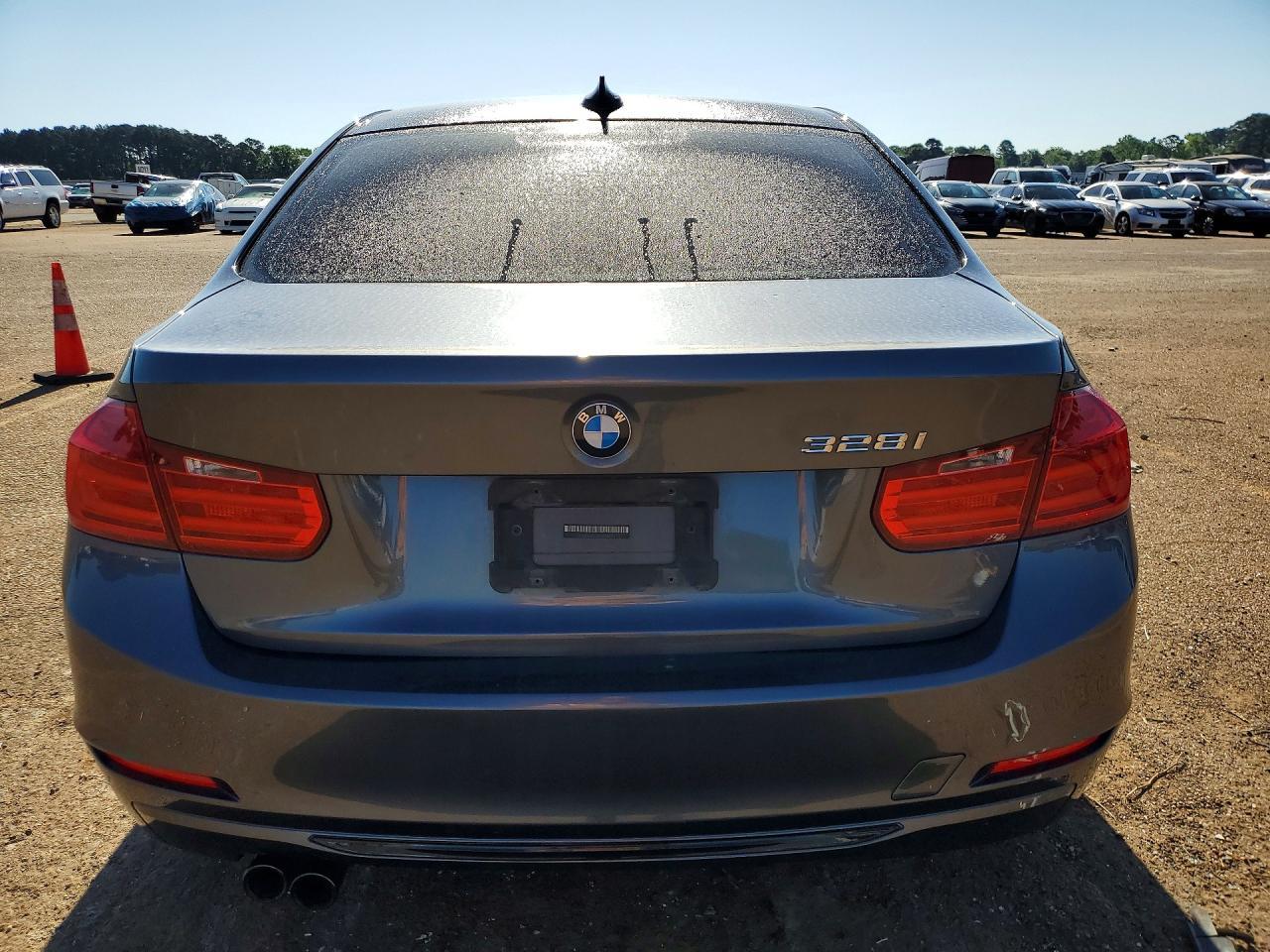 2015 BMW 328 I - Фото 6