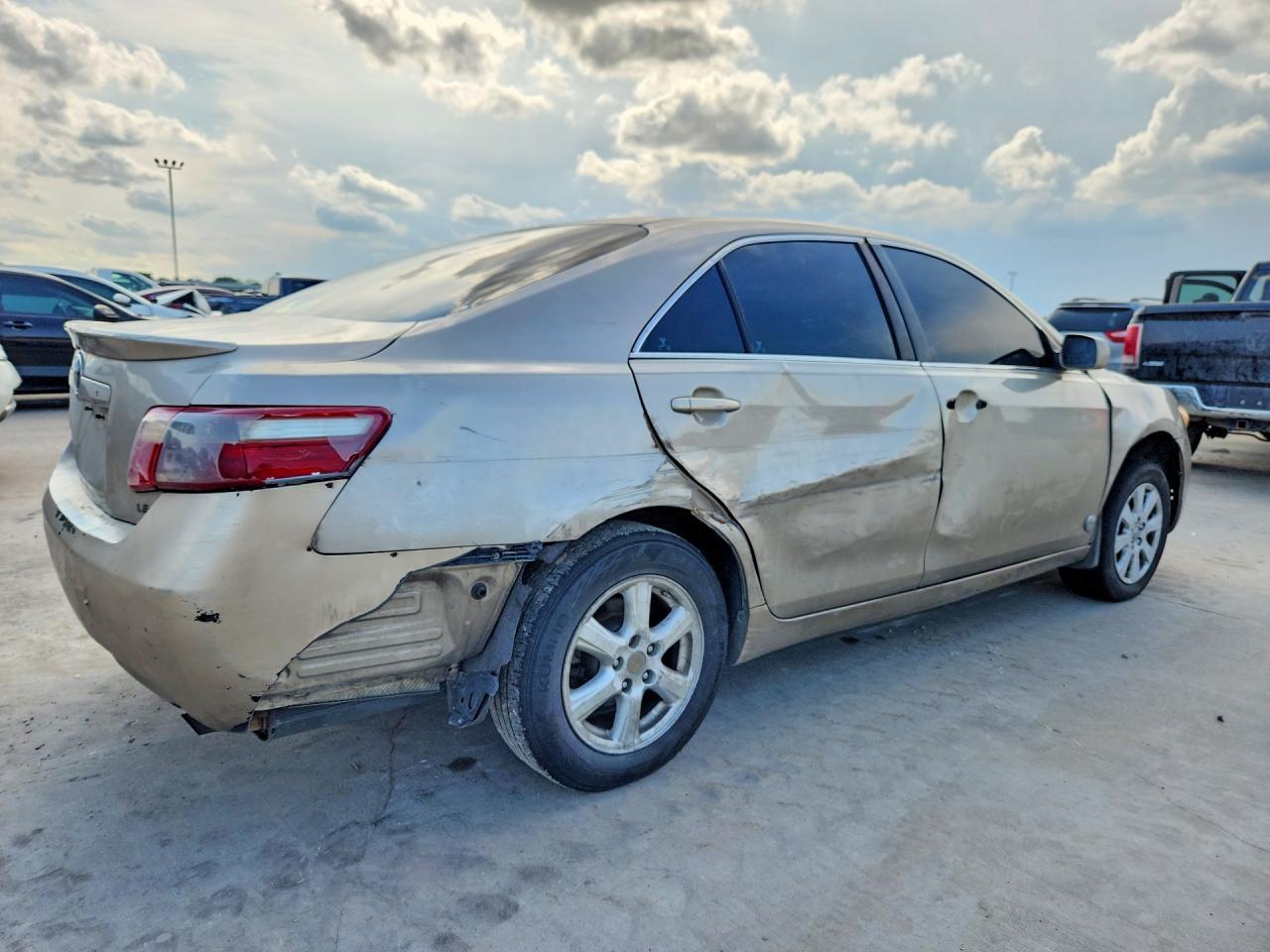 2007 Toyota Camry Le - Фото 3
