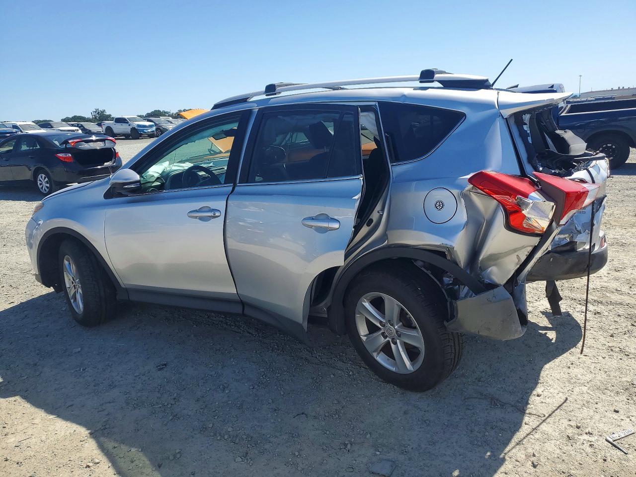2014 Toyota Rav4 Xle - Image 2