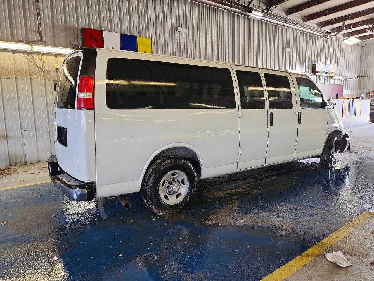 2016 Chevrolet Express G3500 Lt - Фото 3