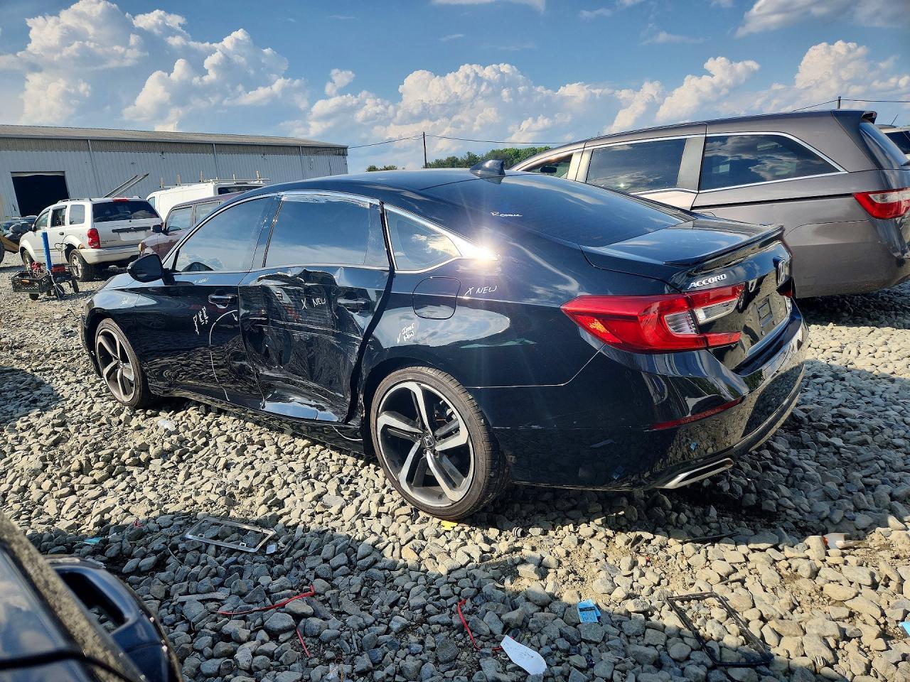 2020 Honda Accord Sport - Фото 2