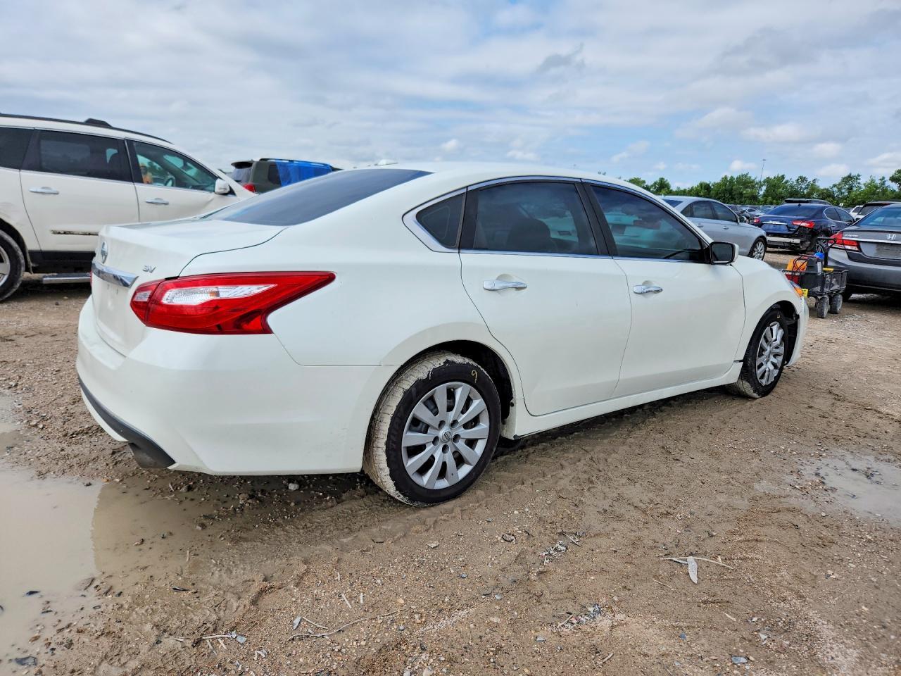 2016 Nissan Altima 2.5 Sv - Фото 3
