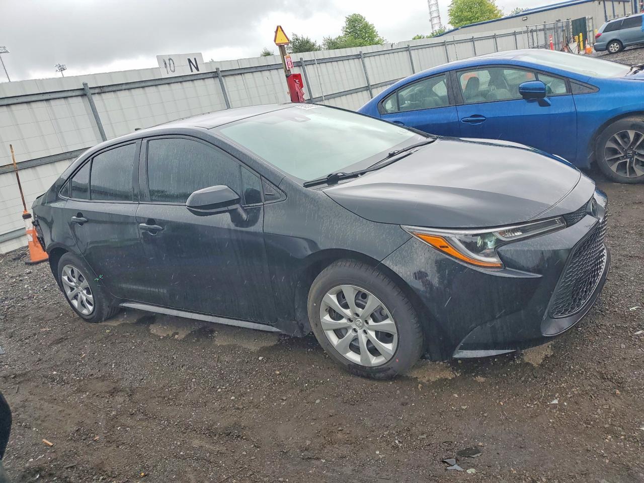 2021 Toyota Corolla Le - Фото 4