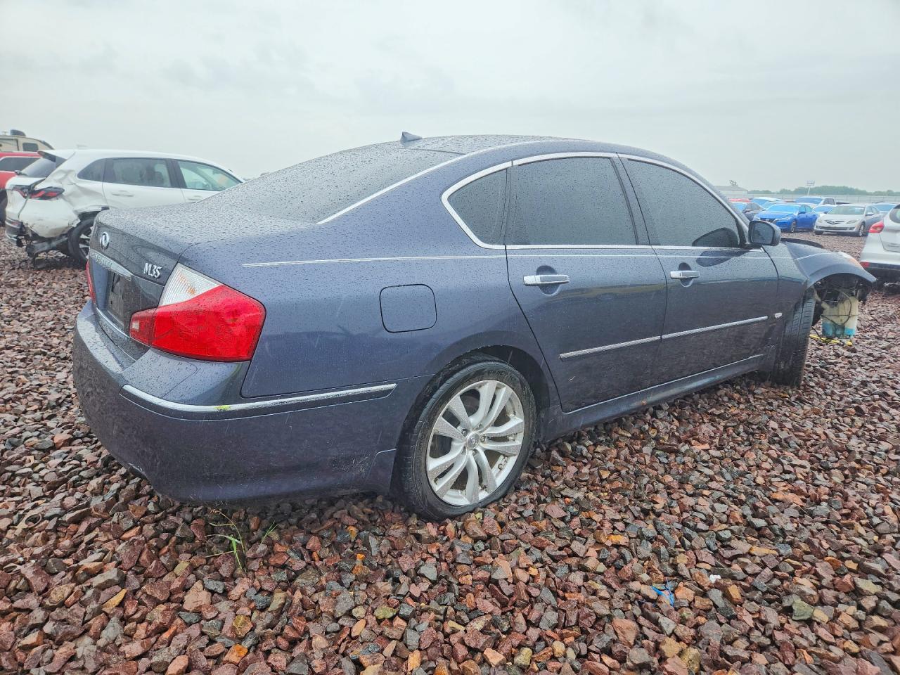 2009 Infiniti M35 Base - Фото 3