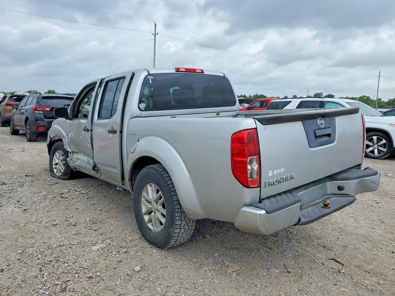 2014 Nissan Frontier - Фото 2