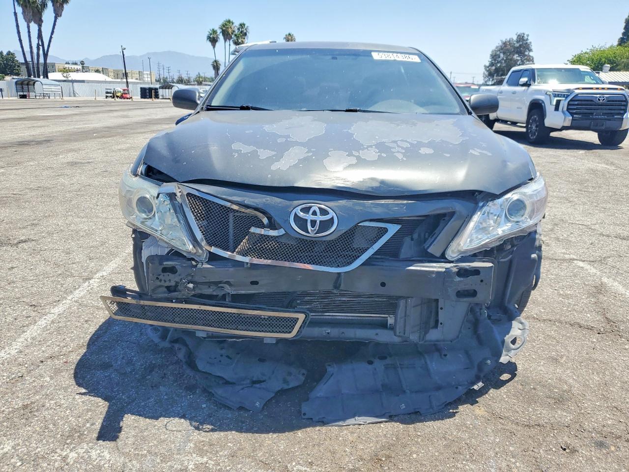 2011 Toyota Camry Le V6 - Фото 5