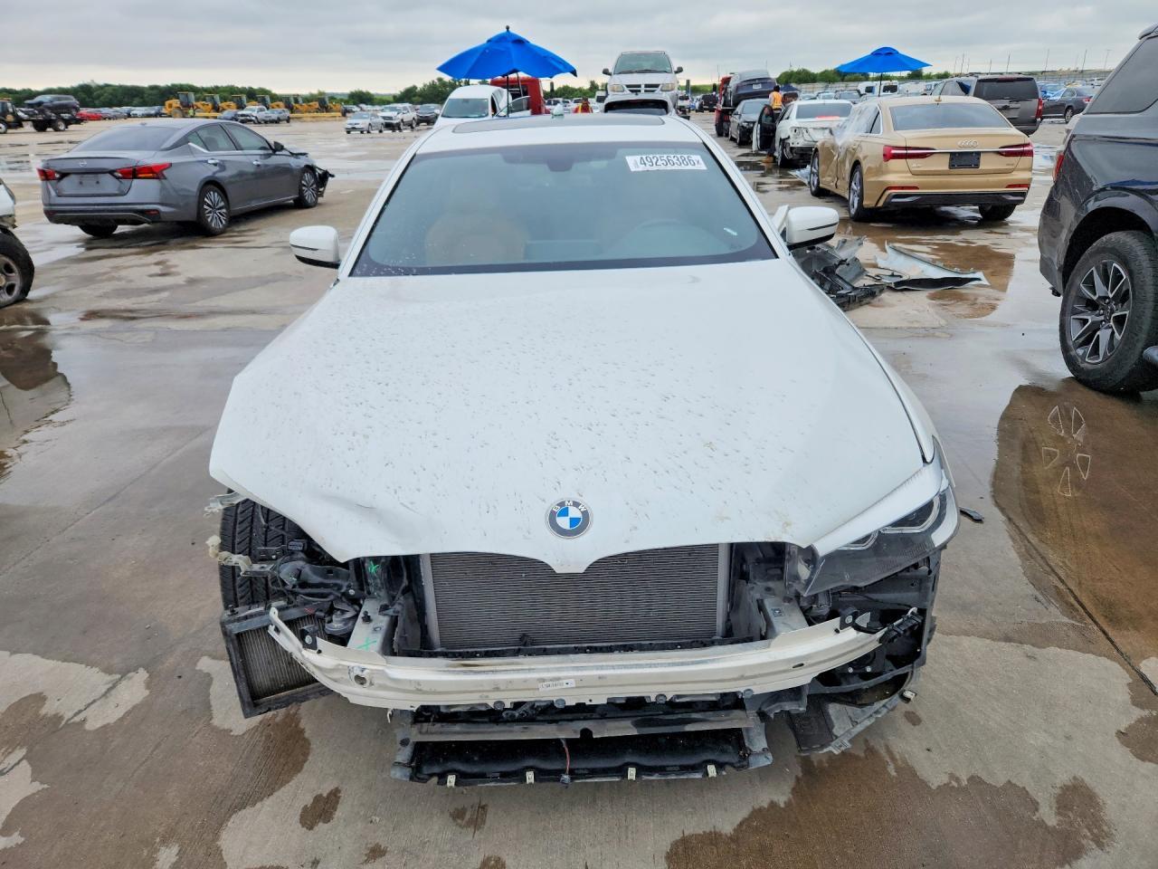 2018 BMW 530E - Фото 5