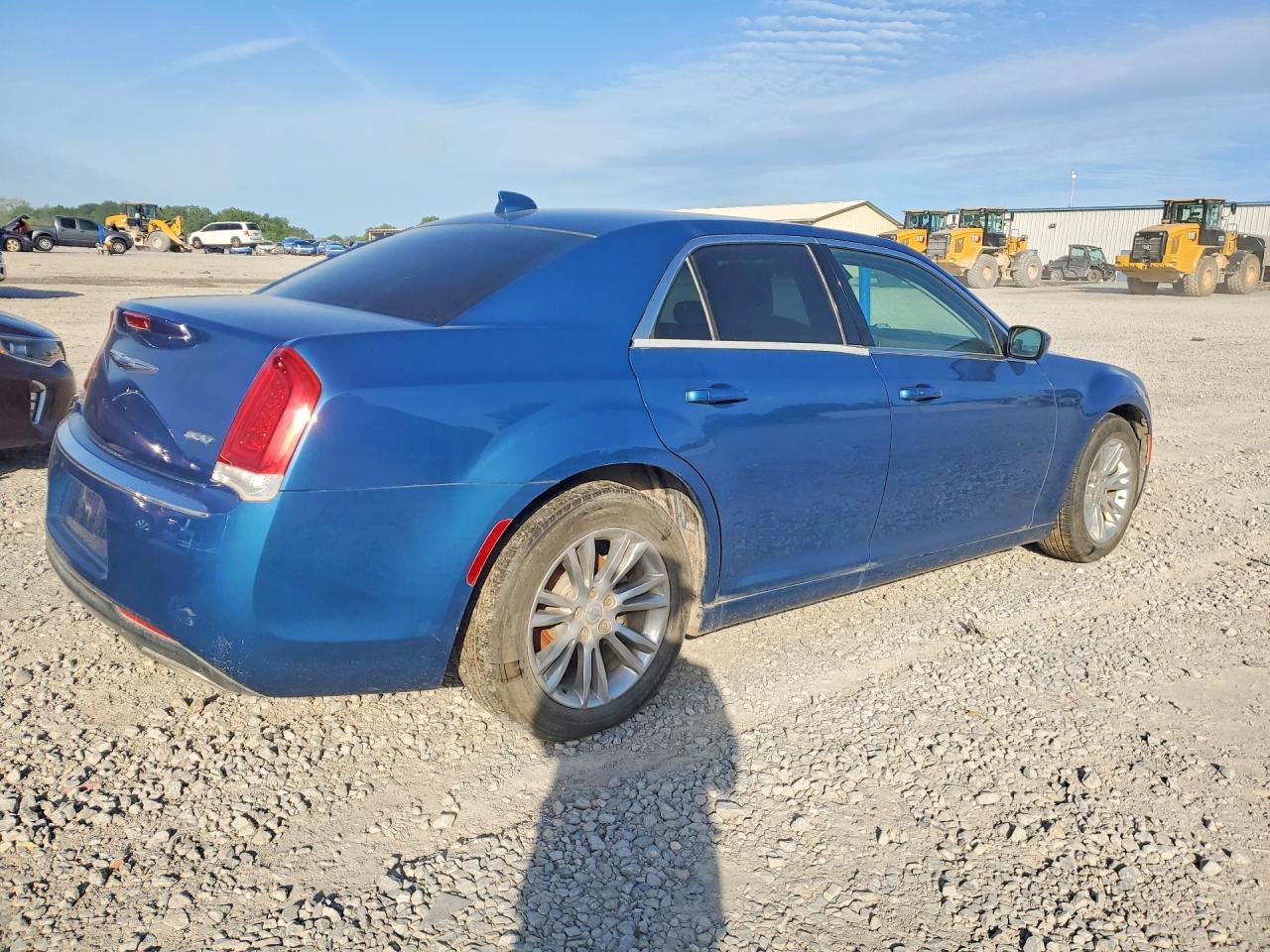 2020 Chrysler 300 Touring - Image 3
