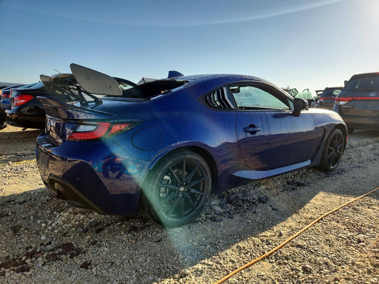 2023 Toyota Gr 86 Premium - Image 3