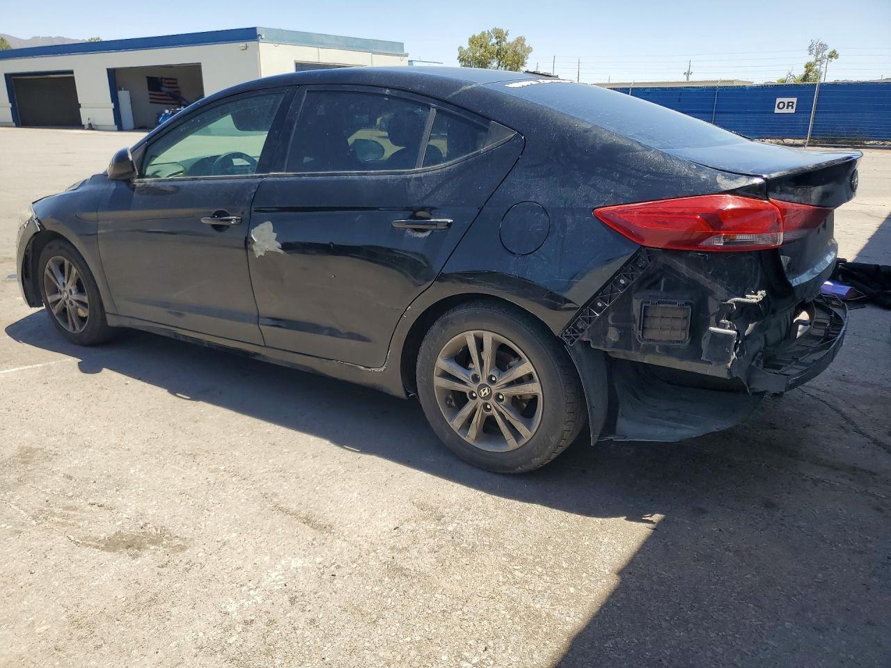 2018 Hyundai Elantra Sel - Image 2