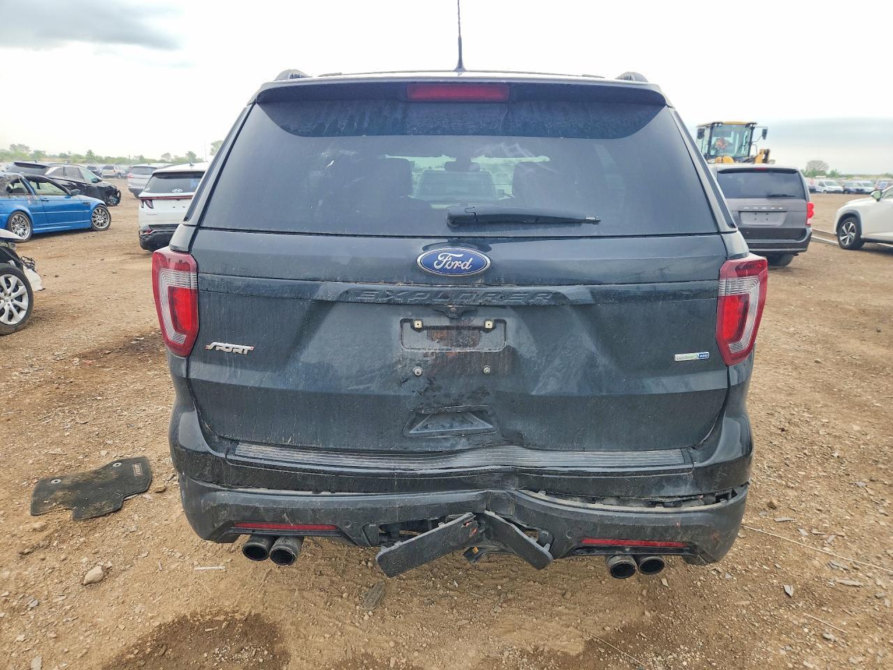 2018 Ford Explorer Sport - Image 6